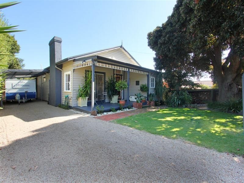 24 Foam Street, Rosebud VIC 3939