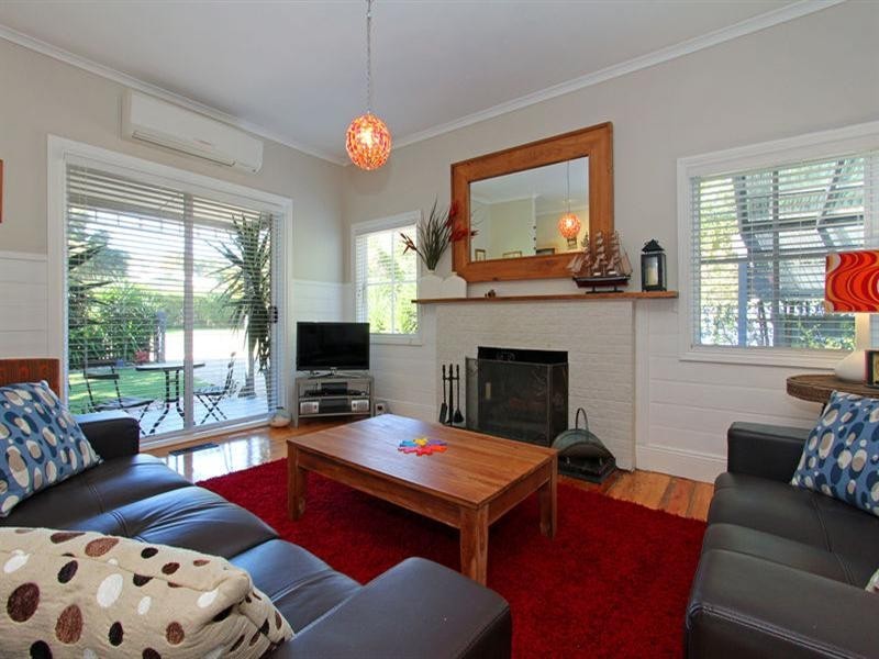 24 Foam Street, Rosebud VIC 3939