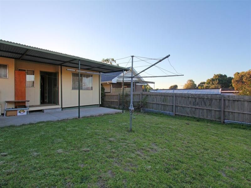 63 Eighth Avenue, Rosebud VIC 3939