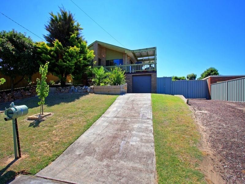 40 Besgrove Street, Rosebud VIC 3939