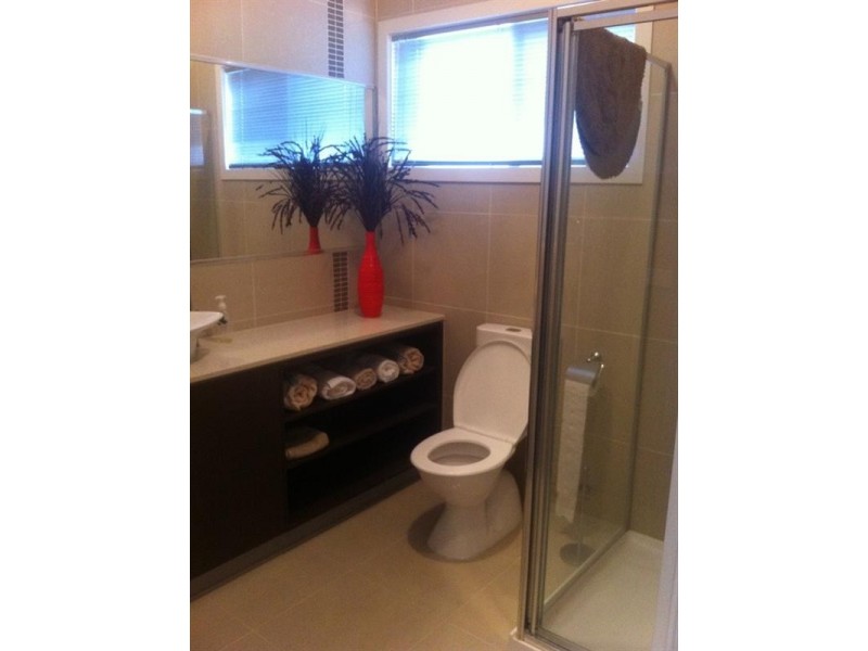 10 Murrowong Avenue, Rosebud VIC 3939