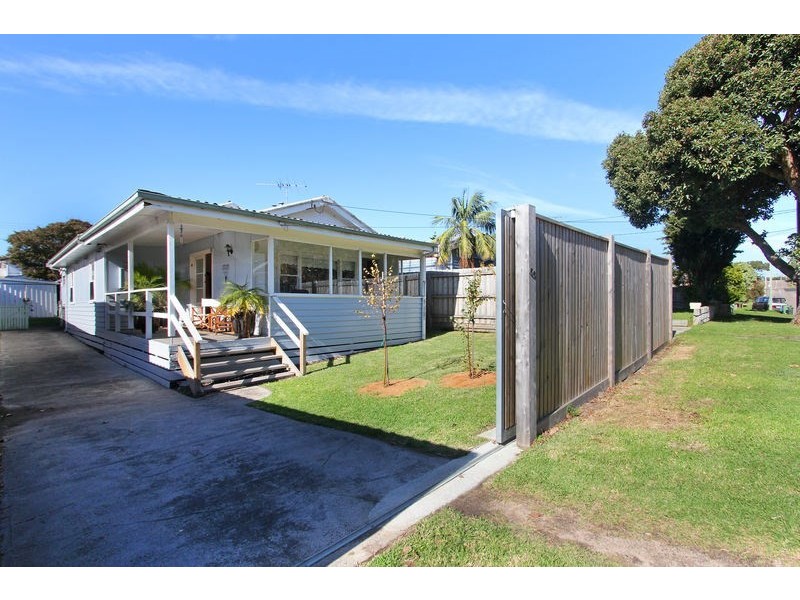 55 Fourth Avenue, Rosebud VIC 3939