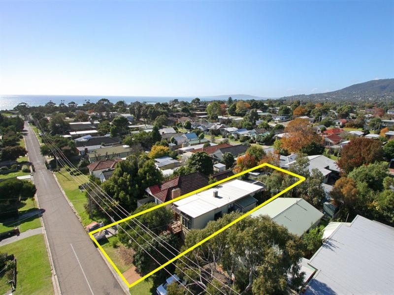 49 Sixth Avenue, Rosebud VIC 3939