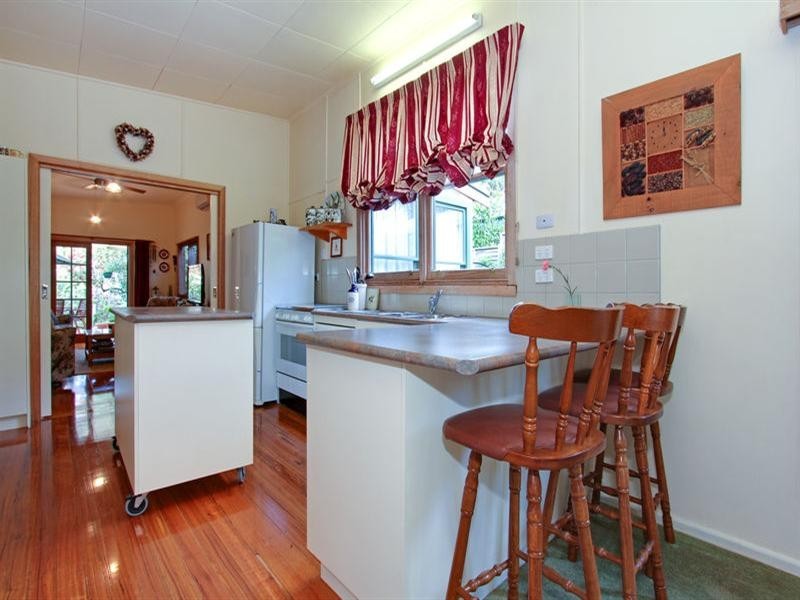 49 Sixth Avenue, Rosebud VIC 3939