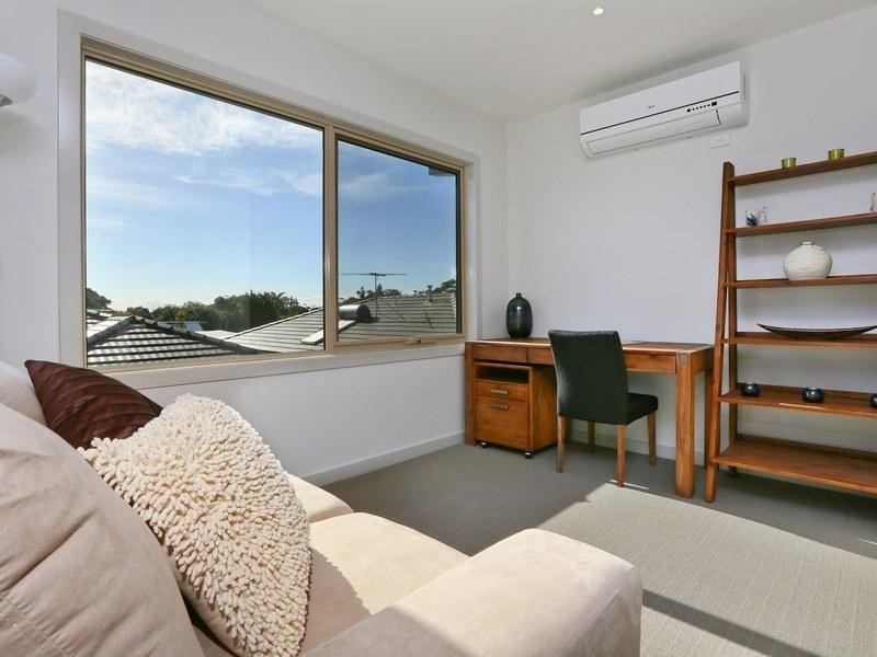 60 South Road, Rosebud VIC 3939