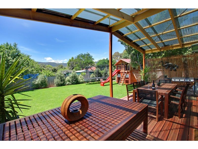 11 Woonton Street, Rosebud VIC 3939