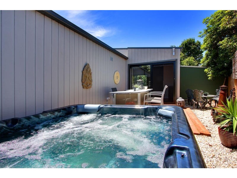 11 Woonton Street, Rosebud VIC 3939