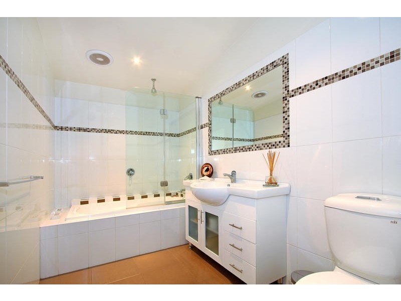 11 Woonton Street, Rosebud VIC 3939