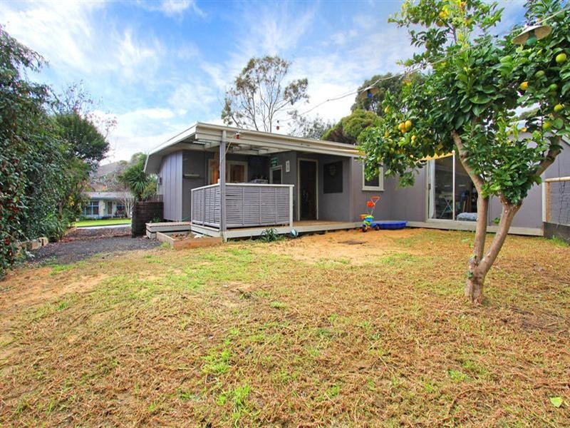 18 Highfield Road, Mccrae VIC 3938