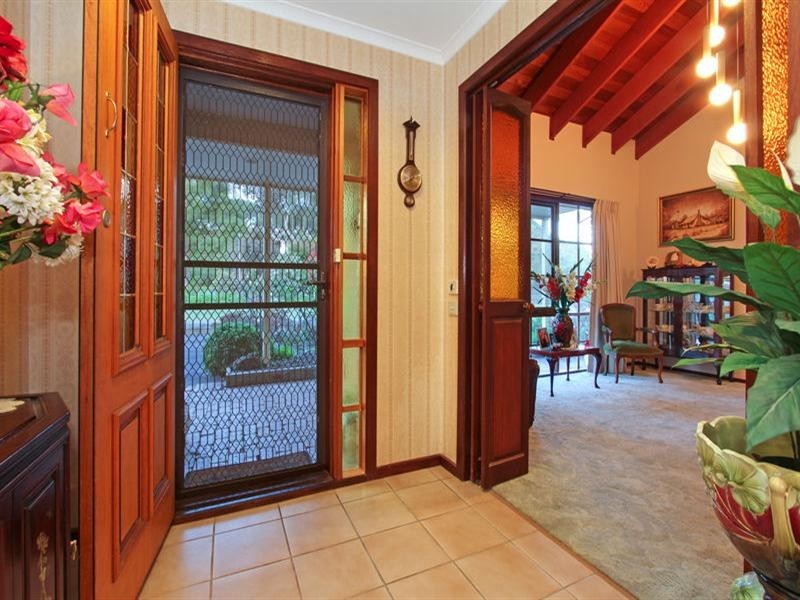 8 Cleek Crescent, Rosebud VIC 3939