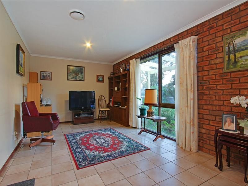 8 Cleek Crescent, Rosebud VIC 3939