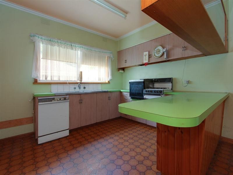 10 Morgan Street, Rosebud VIC 3939