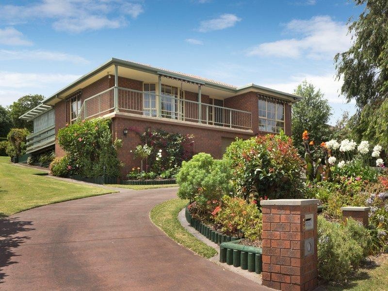 3 Crest Drive, Rosebud VIC 3939