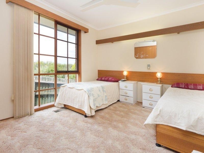 3 Crest Drive, Rosebud VIC 3939