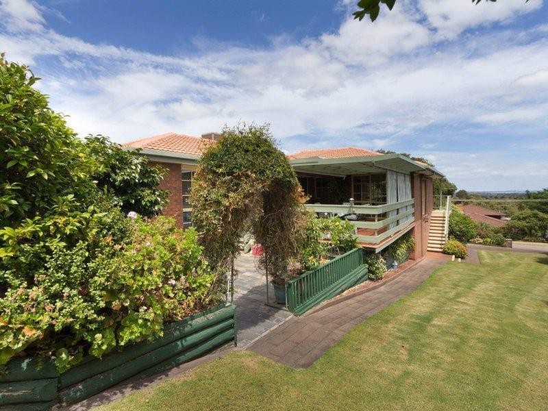 3 Crest Drive, Rosebud VIC 3939