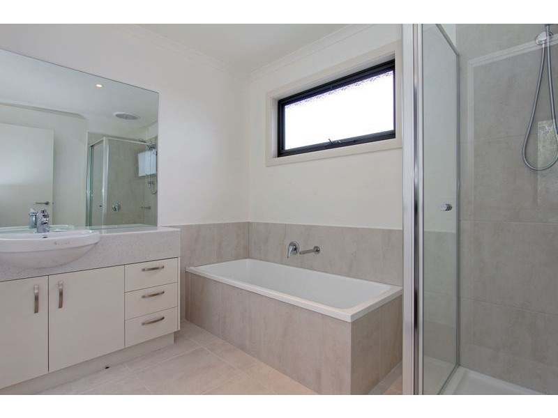 64 Rosebud Parade, Rosebud VIC 3939