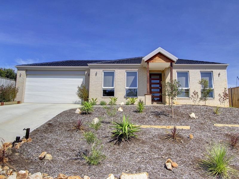 24 Peninsula Sands Boulevard, Rosebud VIC 3939