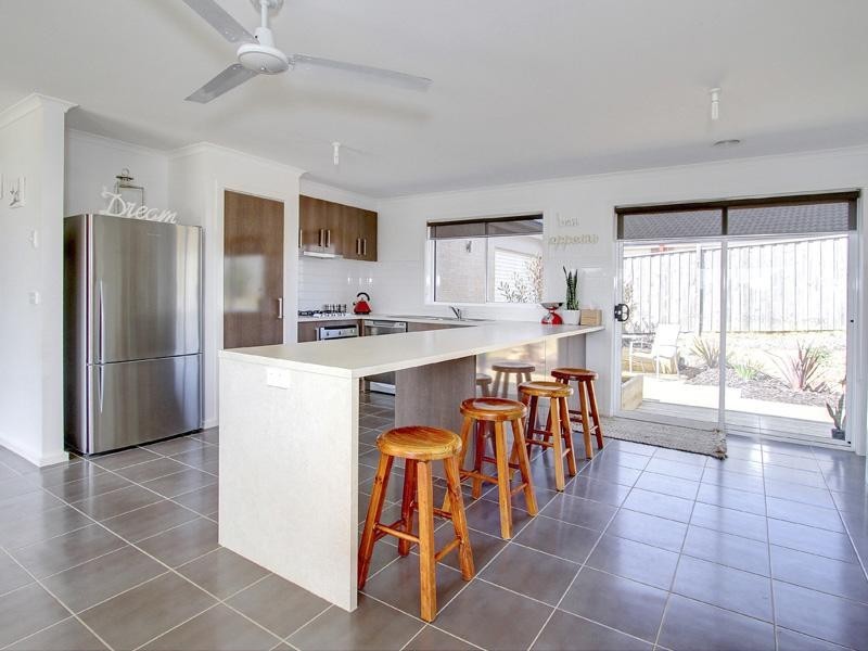 24 Peninsula Sands Boulevard, Rosebud VIC 3939