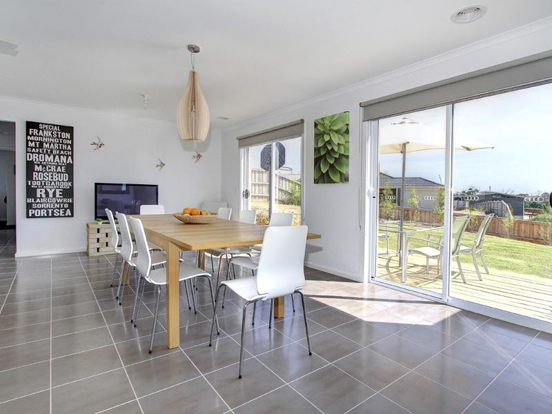 24 Peninsula Sands Boulevard, Rosebud VIC 3939