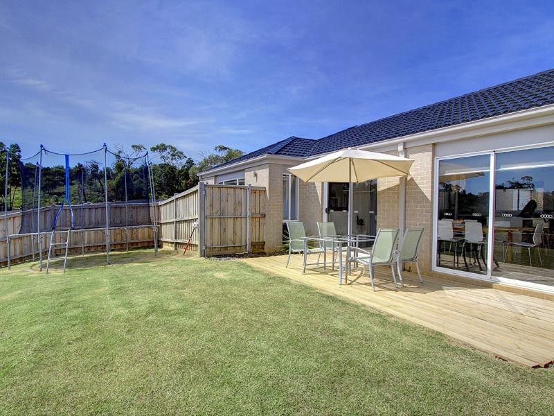 24 Peninsula Sands Boulevard, Rosebud VIC 3939