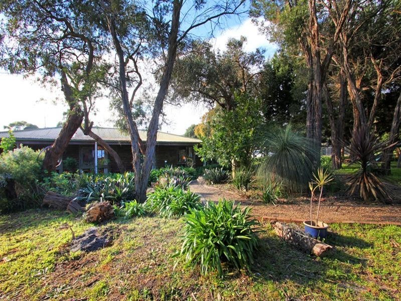 12 Duells Road, Rosebud VIC 3939