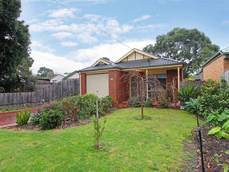 182 Seventh Avenue, Rosebud VIC 3939