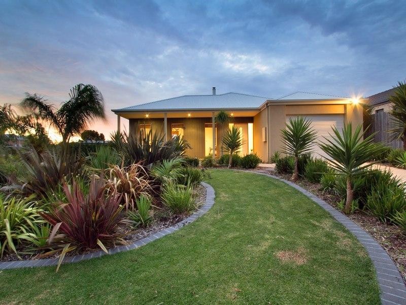 10 Greenhill Road, Rosebud VIC 3939