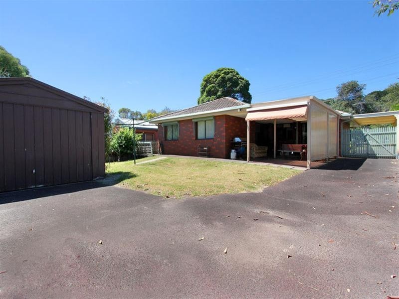 126 Boneo Road, Rosebud VIC 3939
