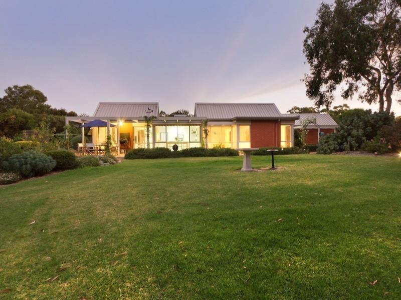 71 Lockhart Drive, Rosebud VIC 3939