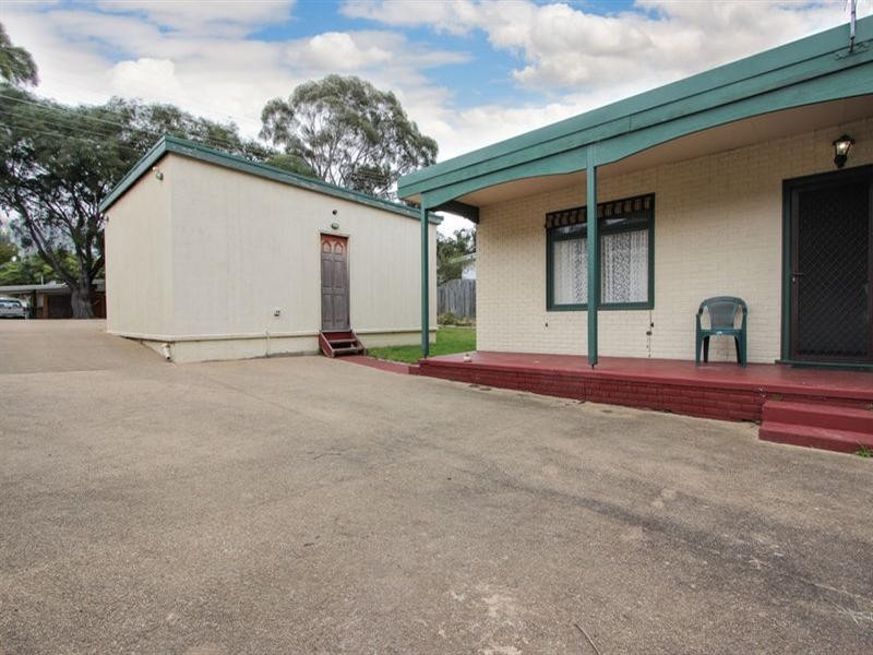 10 Mawarra Avenue, Rosebud West VIC 3940