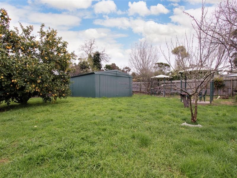 10 Mawarra Avenue, Rosebud West VIC 3940