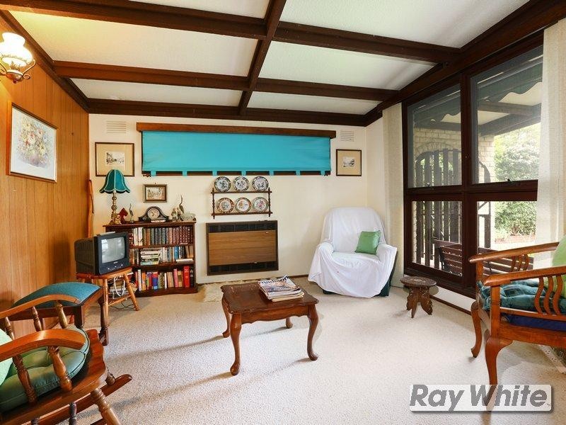 37 Woodvale Grove, Rosebud VIC 3939