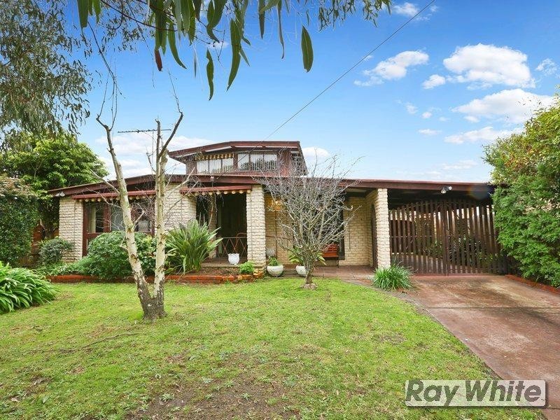 37 Woodvale Grove, Rosebud VIC 3939