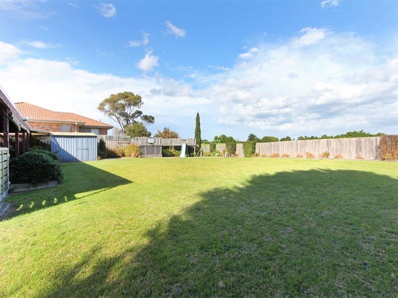 14 Ruyton Drive, Rosebud West VIC 3940