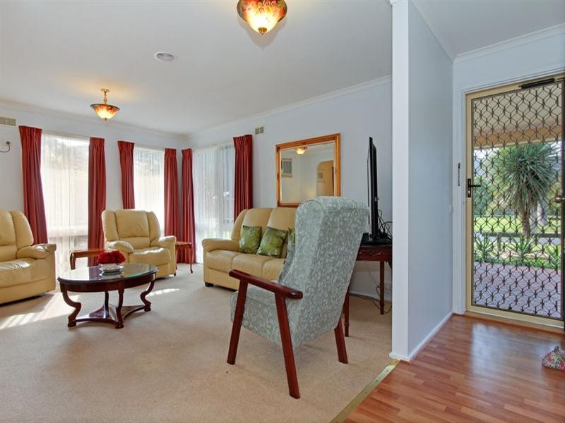 2 Mt View Road, Rosebud VIC 3939