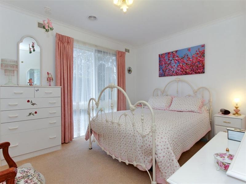 2 Mt View Road, Rosebud VIC 3939