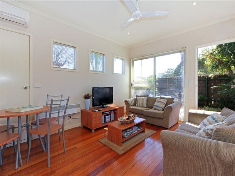 1B Terry Street, Rosebud West VIC 3940