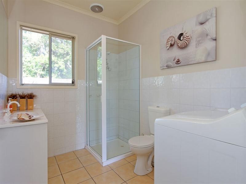 1B Terry Street, Rosebud West VIC 3940