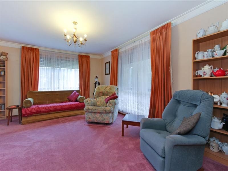 33 Lyon Street, Rosebud VIC 3939