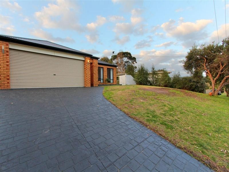 12 Coleman Crescent, Rosebud VIC 3939