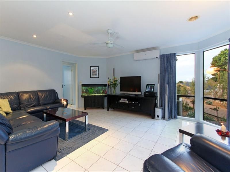 12 Coleman Crescent, Rosebud VIC 3939