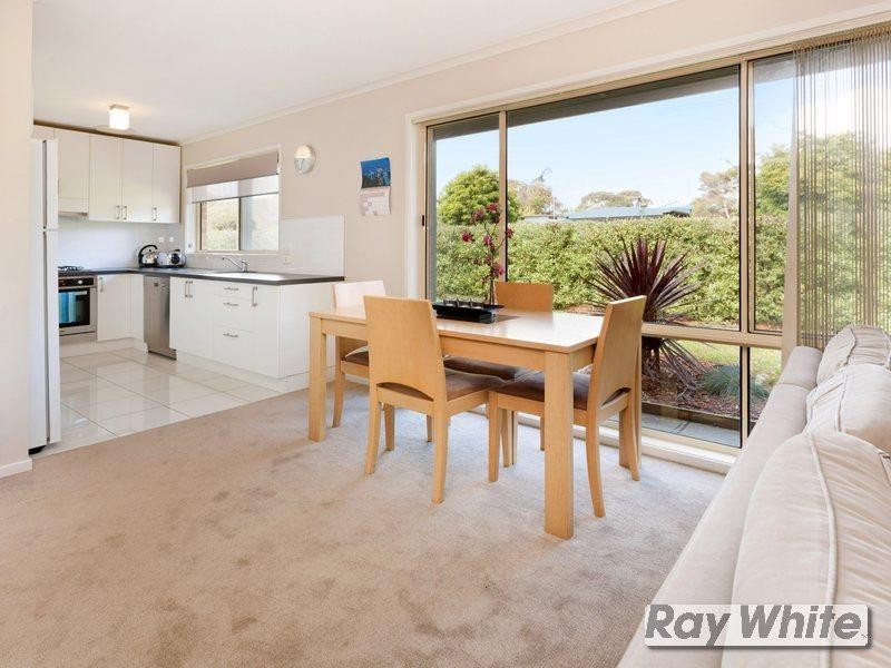 18 Keogh Street, Rosebud VIC 3939