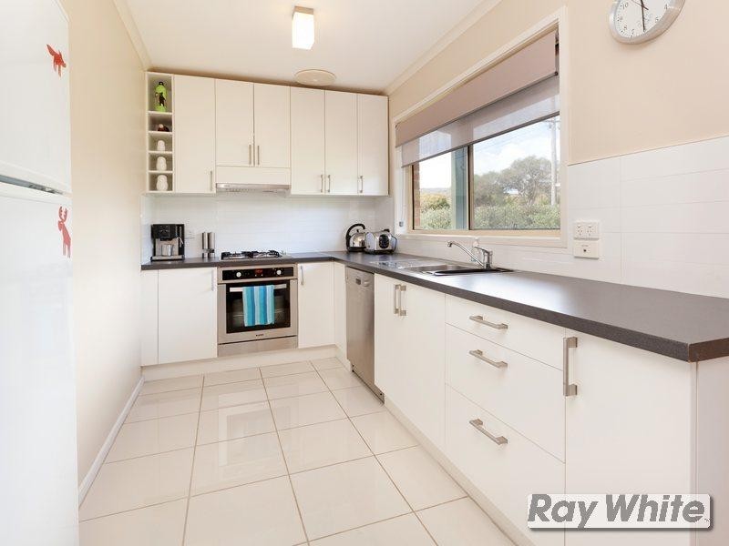 18 Keogh Street, Rosebud VIC 3939
