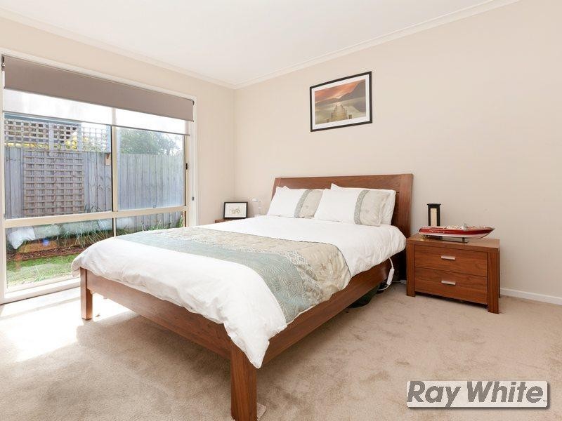18 Keogh Street, Rosebud VIC 3939