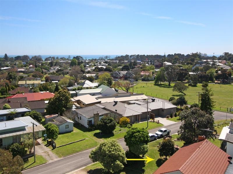 5 Warraburra Avenue, Rosebud VIC 3939