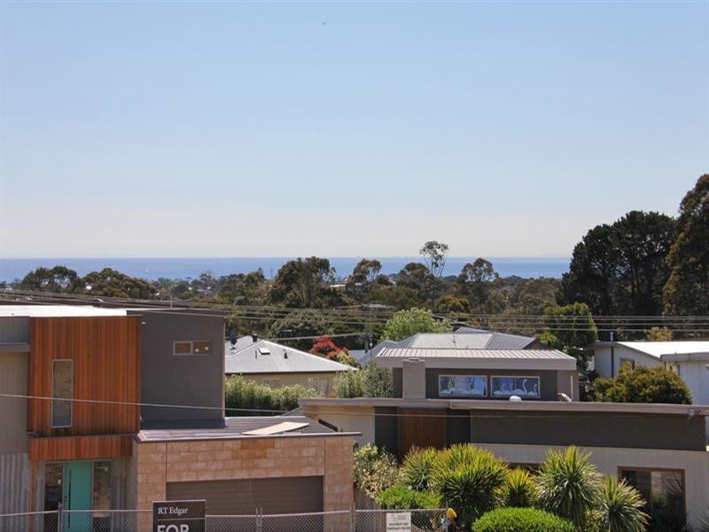 25 Iris Street, Dromana VIC 3936