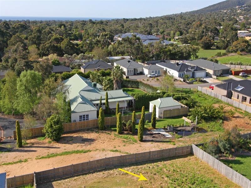 65 Bayview Avenue, Rosebud VIC 3939