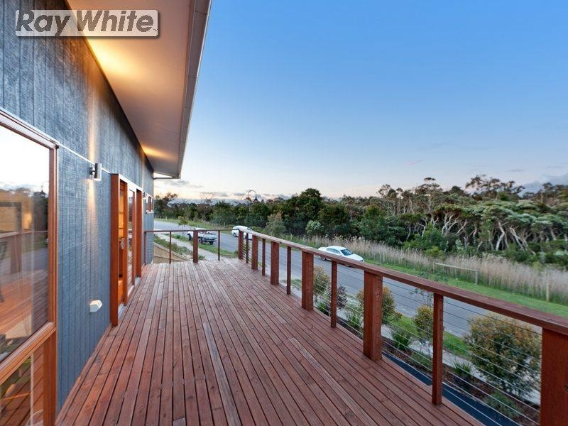 31 Peninsula Sands Boulevard, Rosebud VIC 3939