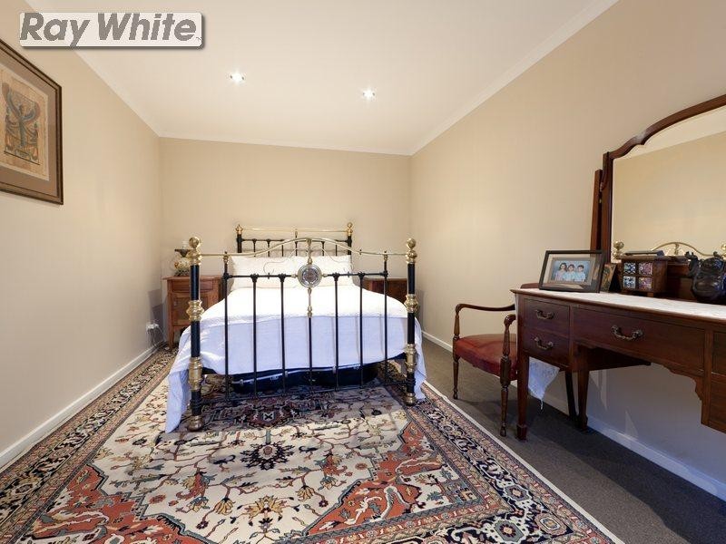 31 Peninsula Sands Boulevard, Rosebud VIC 3939