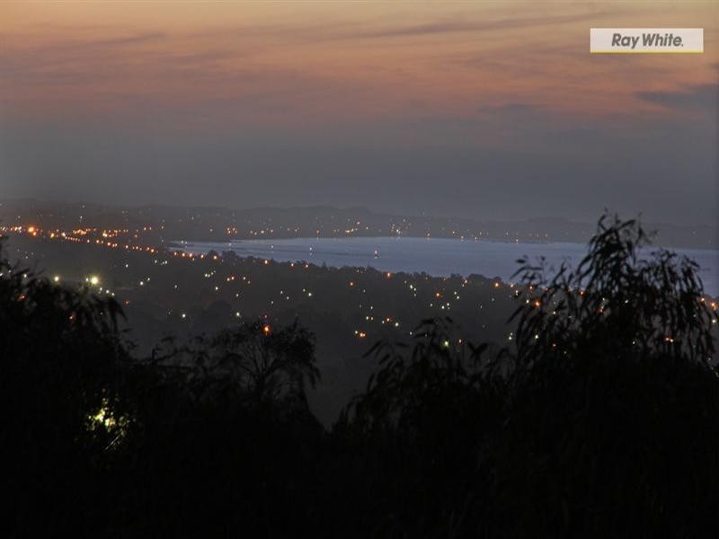 4-6 Murawa Drive, Rosebud VIC 3939